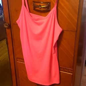 Pink scarf 💗 and tank top